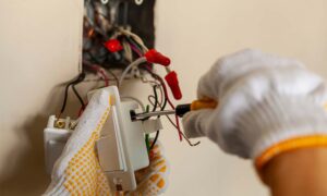 repairing outlet